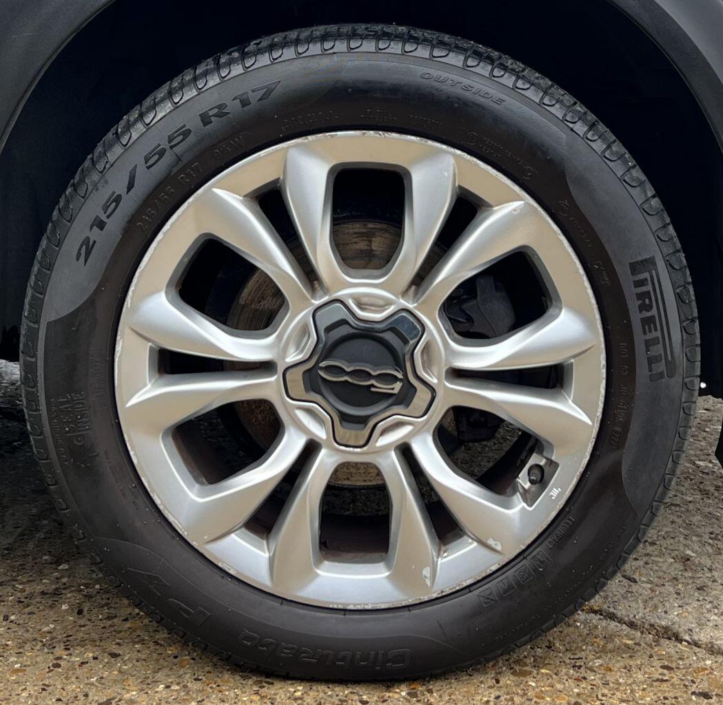 Fiat 500x view 11