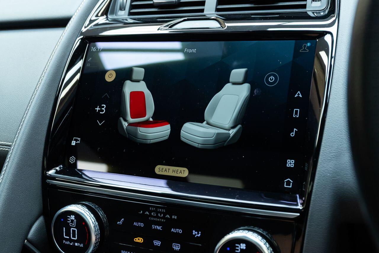 Jaguar E-Pace view 30