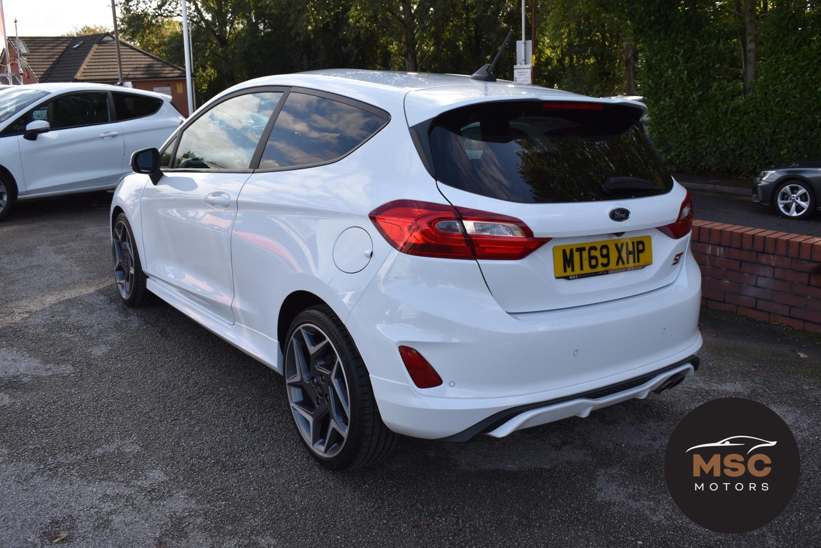 Ford Fiesta view 11