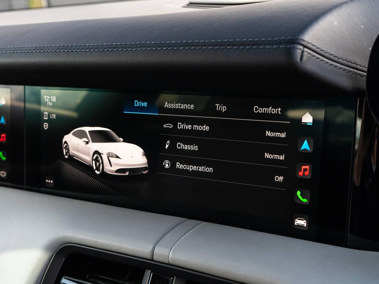 Porsche Taycan view 25