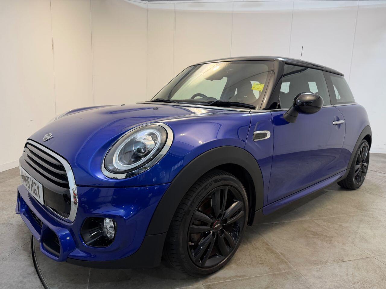 Mini Cooper view 7