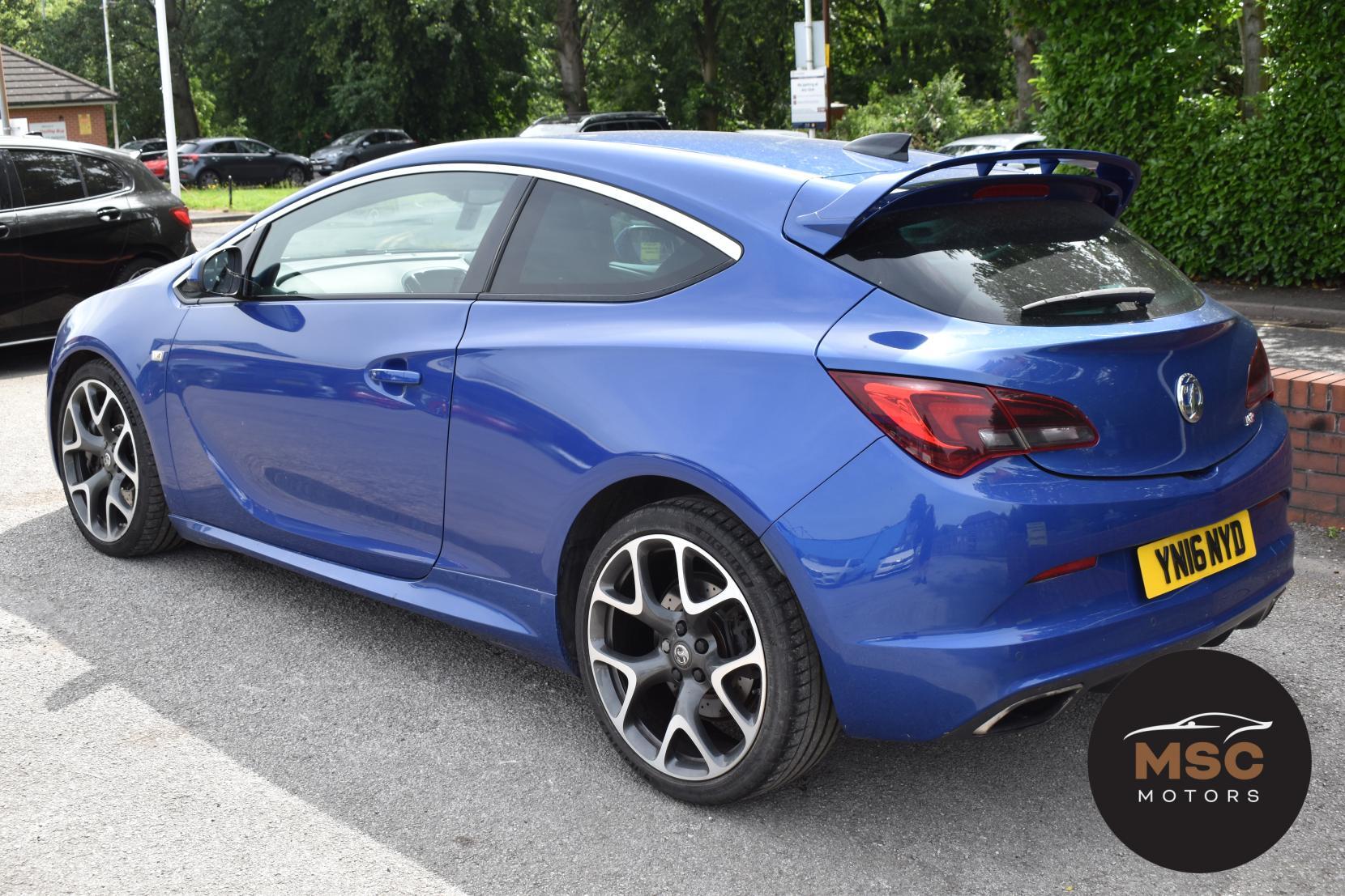 Vauxhall Astra GTC view 12