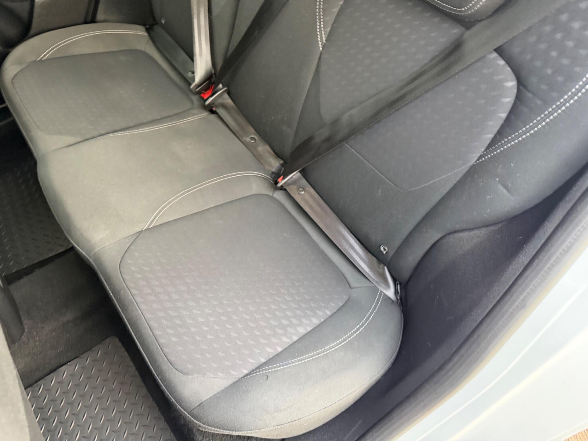 Ford Fiesta view 71