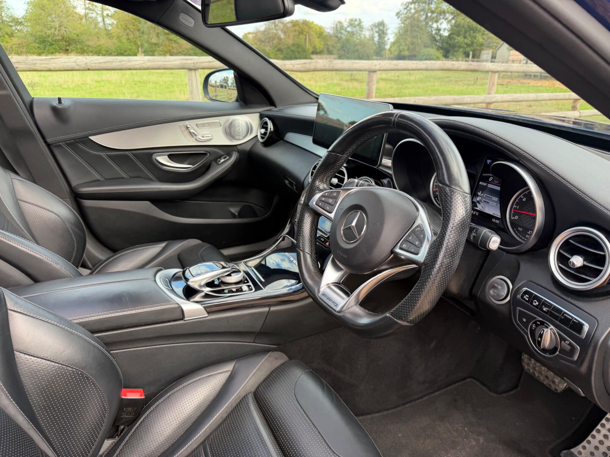 Mercedes-Benz C-Class view 15