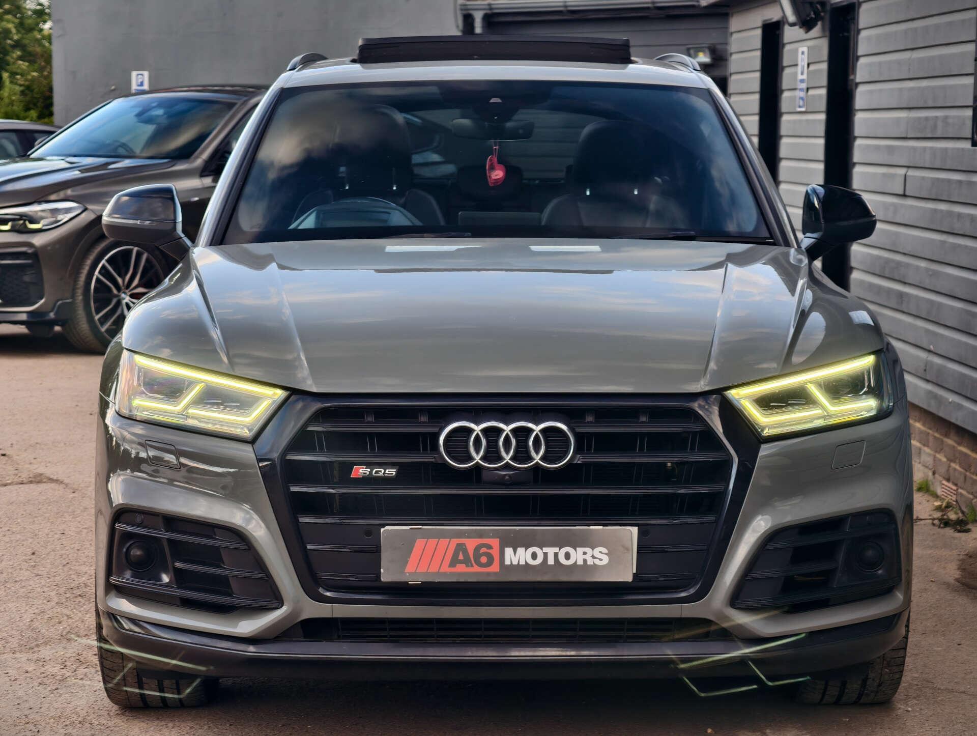 Audi SQ5 view 15