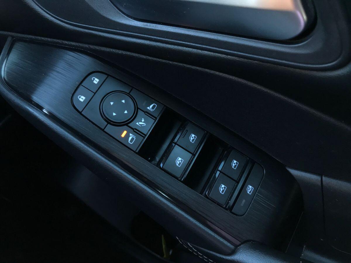 Nissan Qashqai view 25