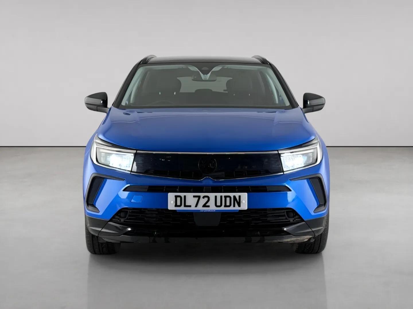 Vauxhall Grandland view 5