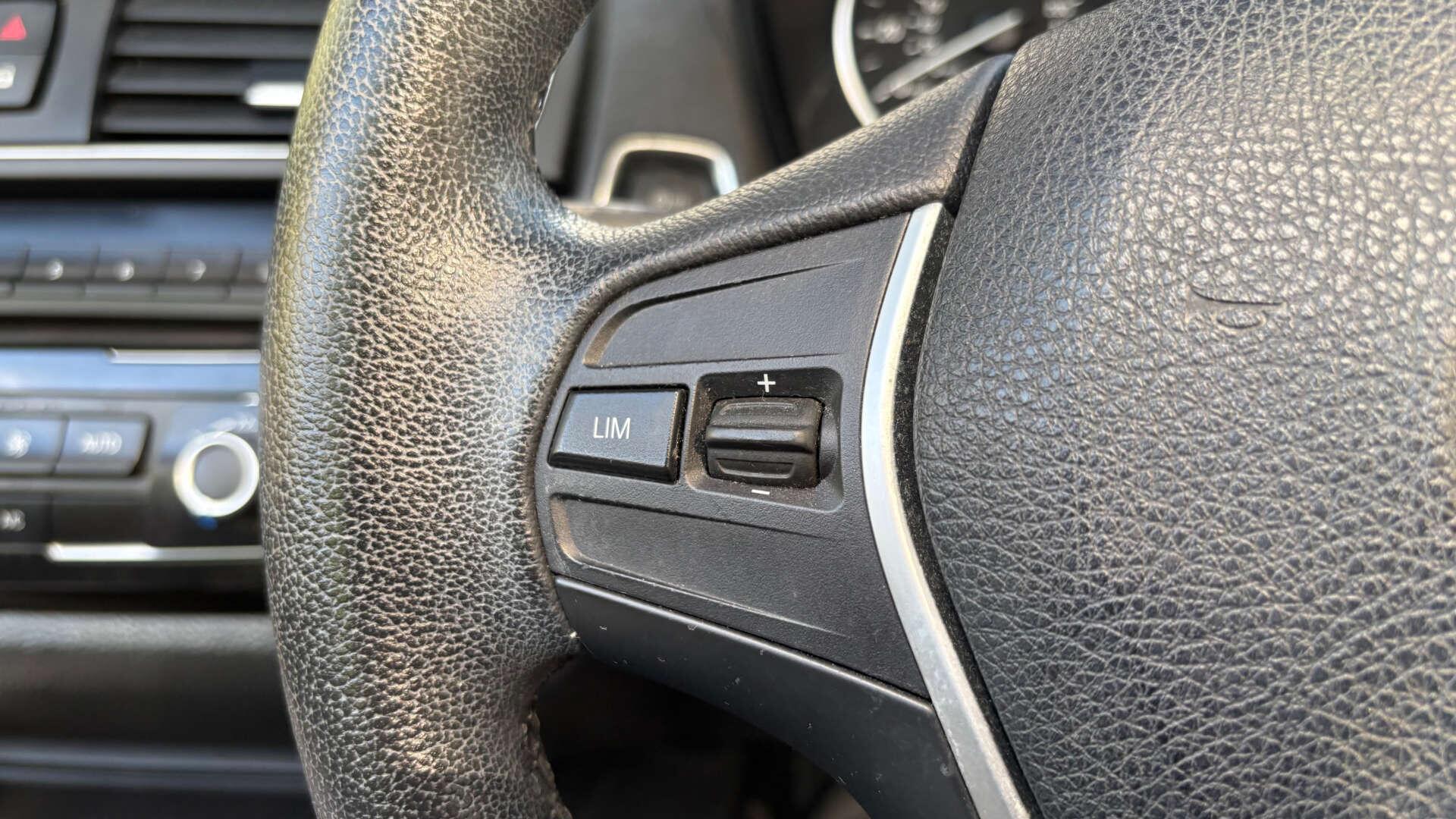 BMW 2 Series view 17