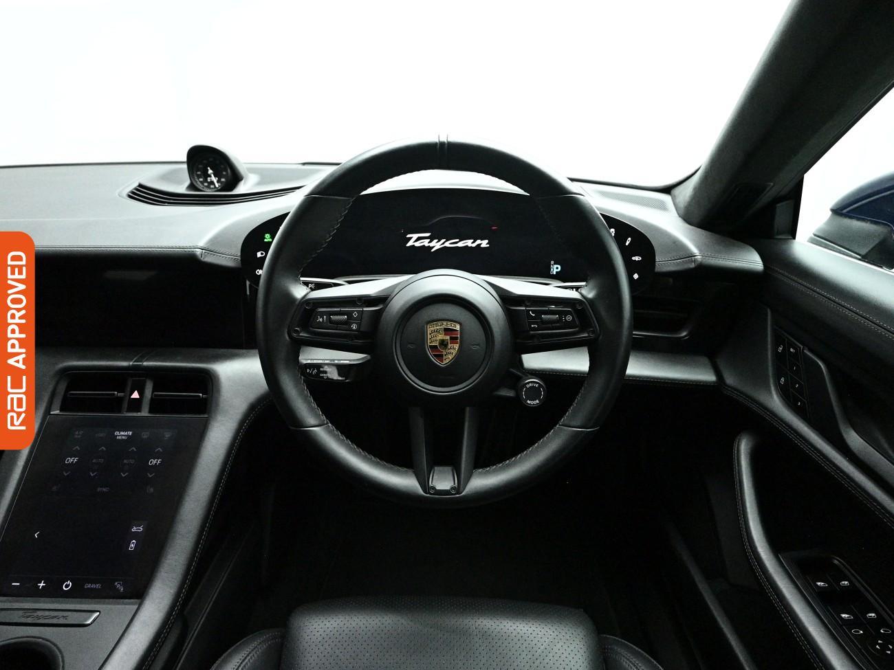 Porsche Taycan view 10