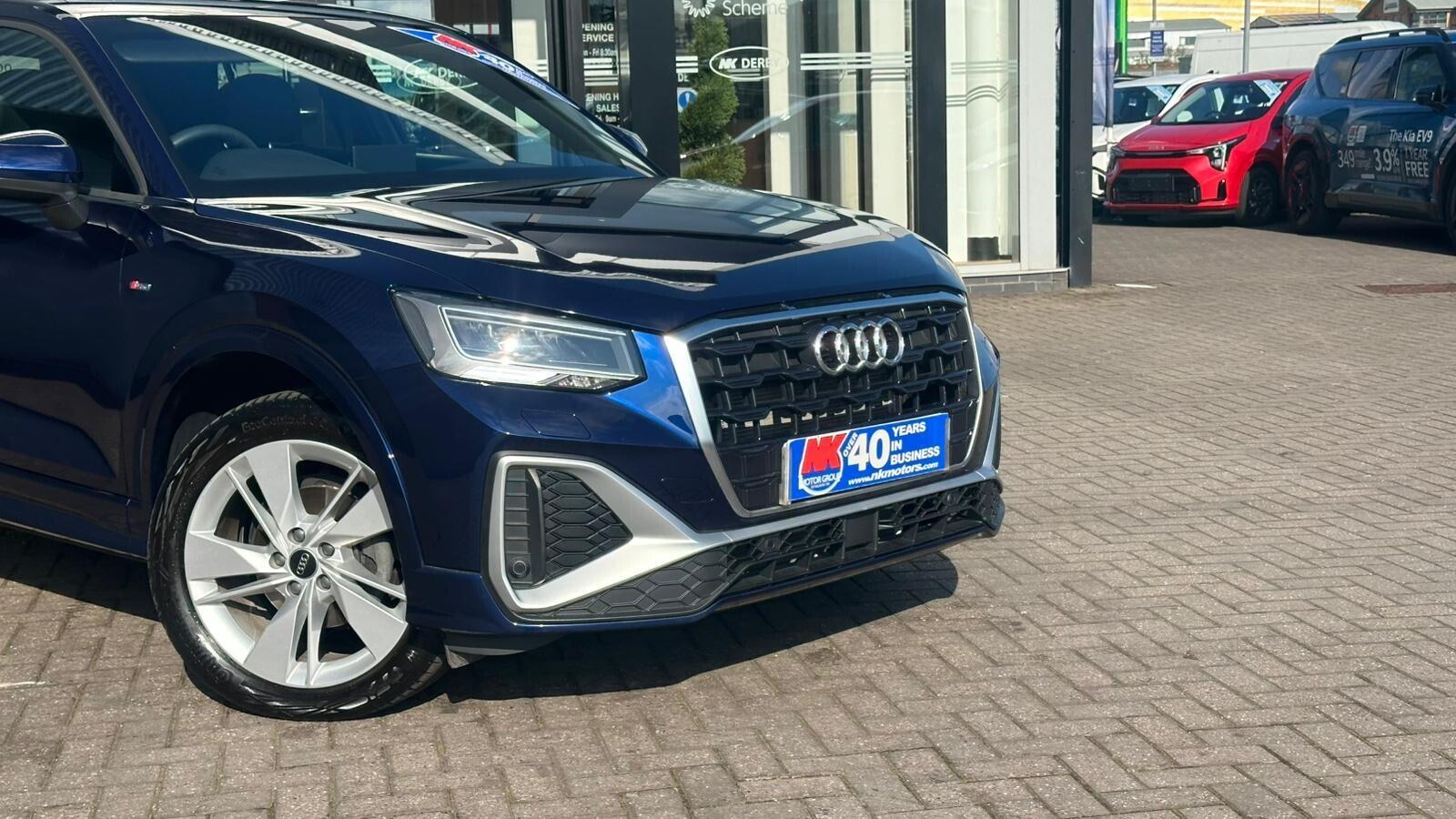 Audi Q2 view 3