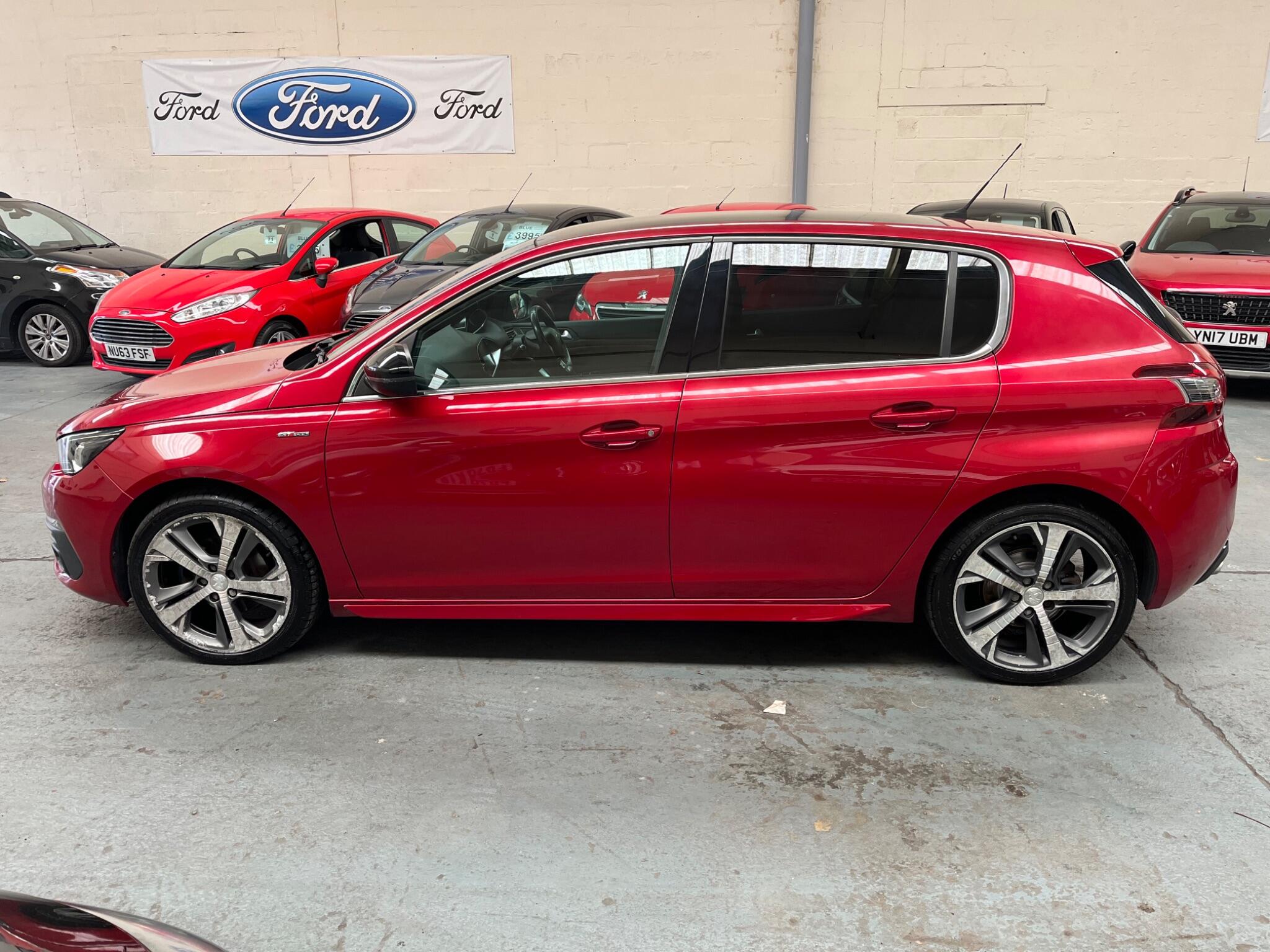 Peugeot 308 view 6