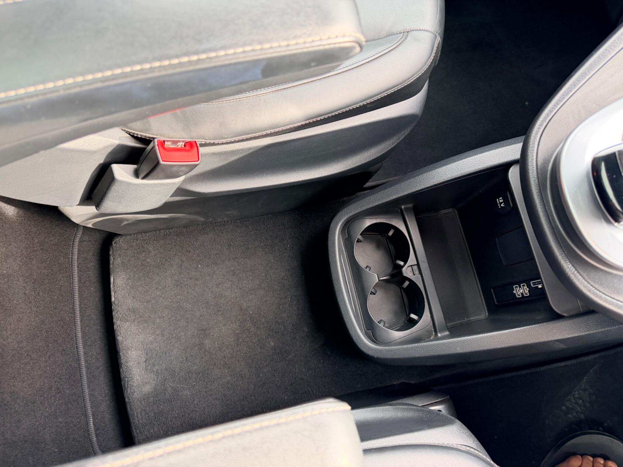 Mercedes-Benz V-Class view 10