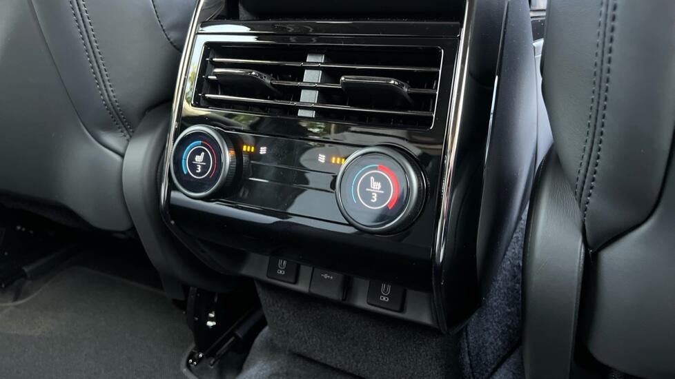 Land Rover Range Rover Sport view 18