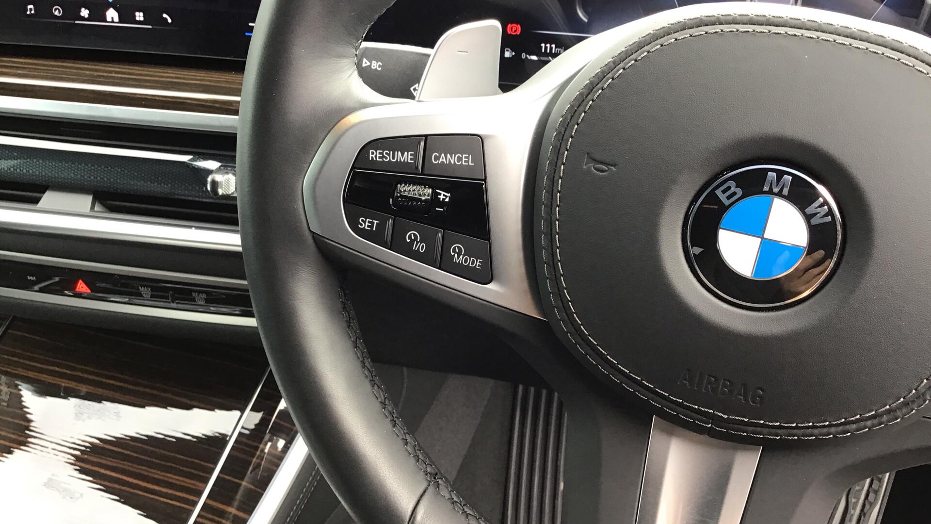 BMW X5 view 17