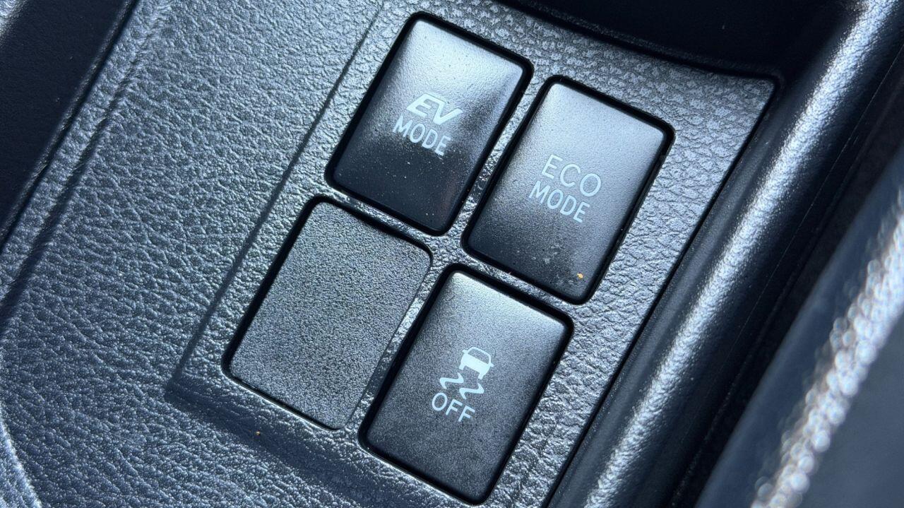 Toyota Yaris view 33