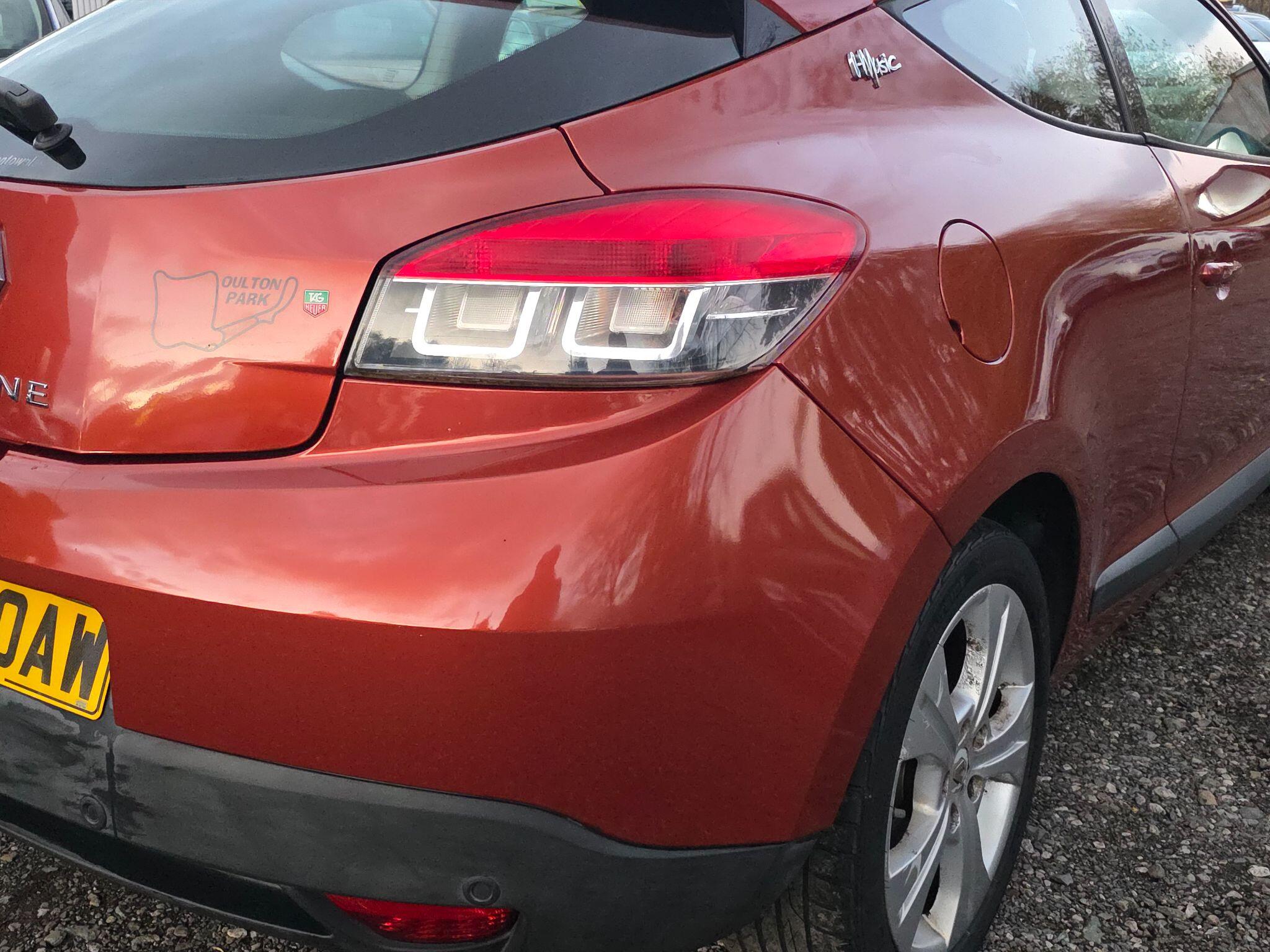 2010 Renault Megane image 64