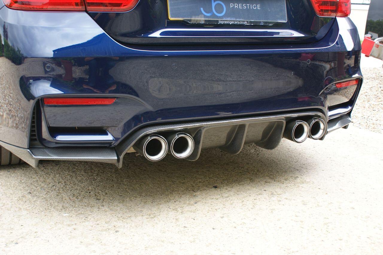 BMW M4 view 28