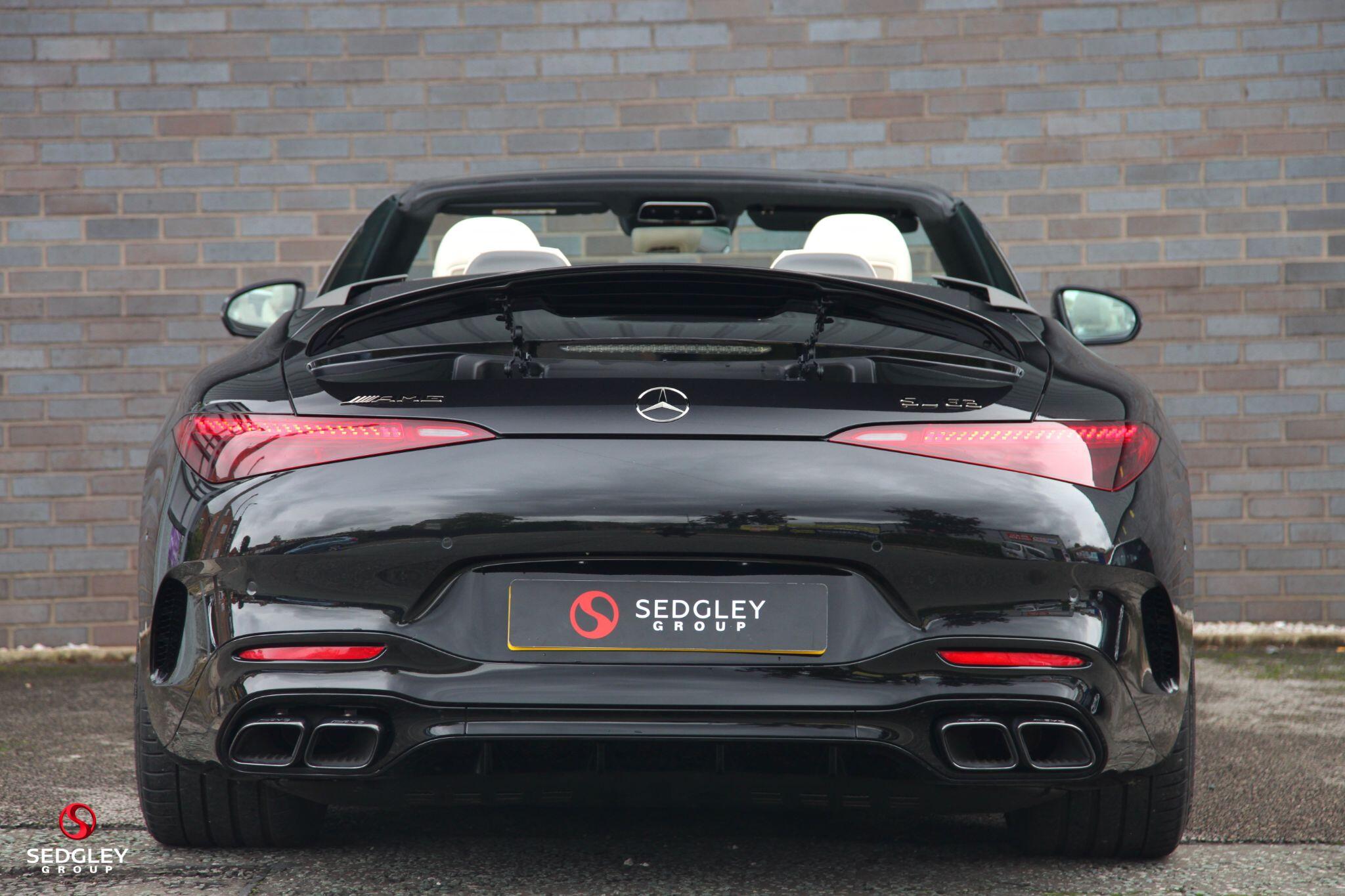 Mercedes-Benz SL view 12