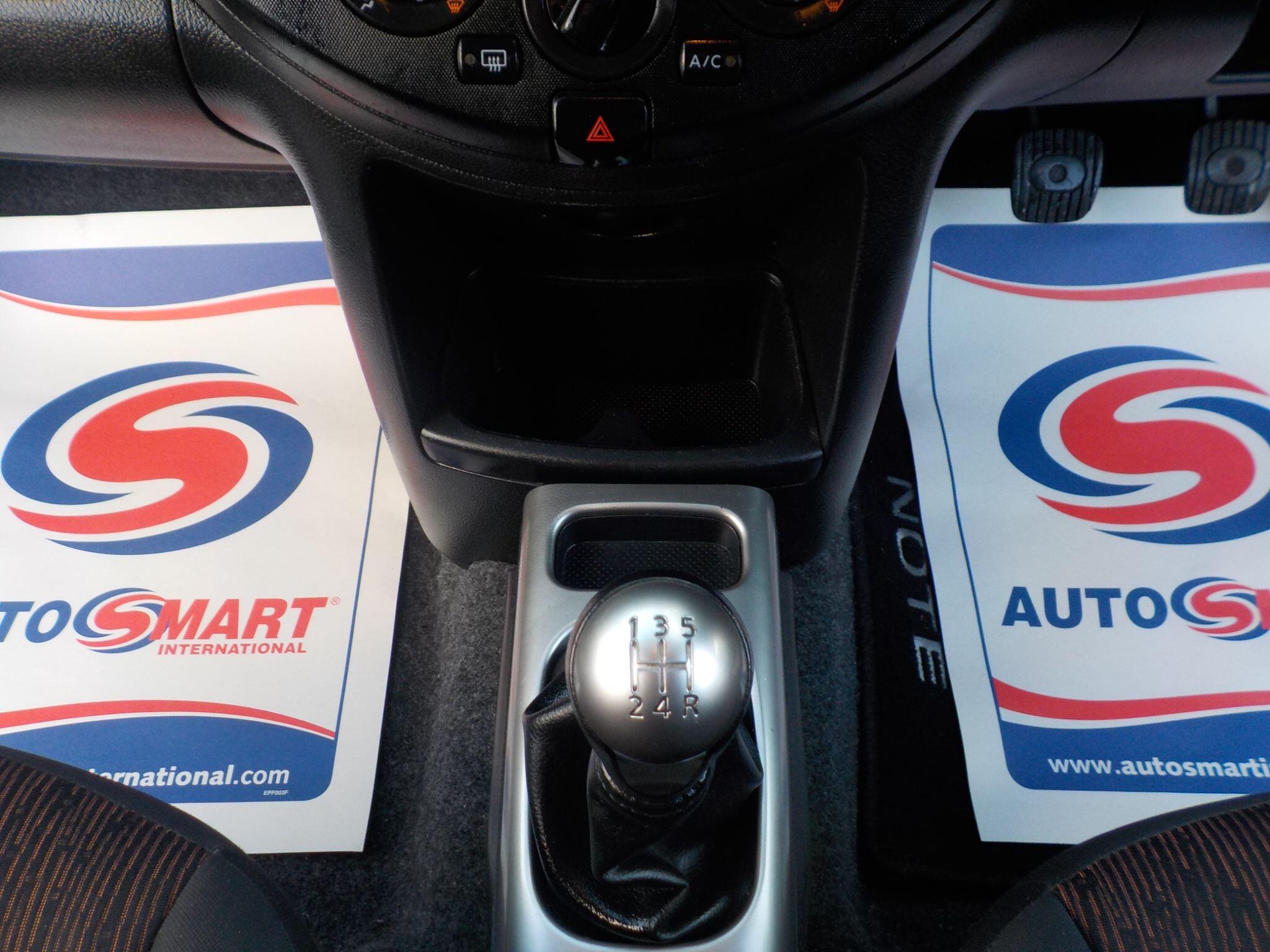Nissan Note 1.4 16V n-tec Euro 4 5dr