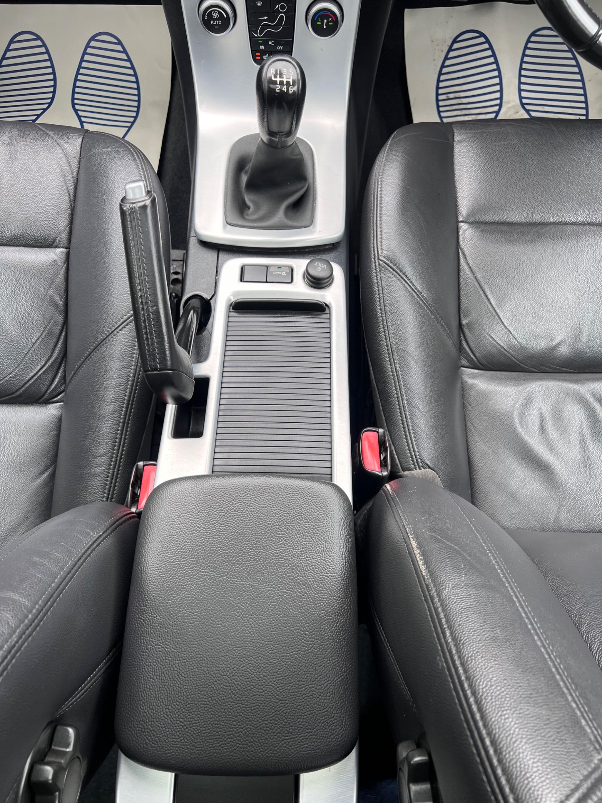 Volvo S40 view 38