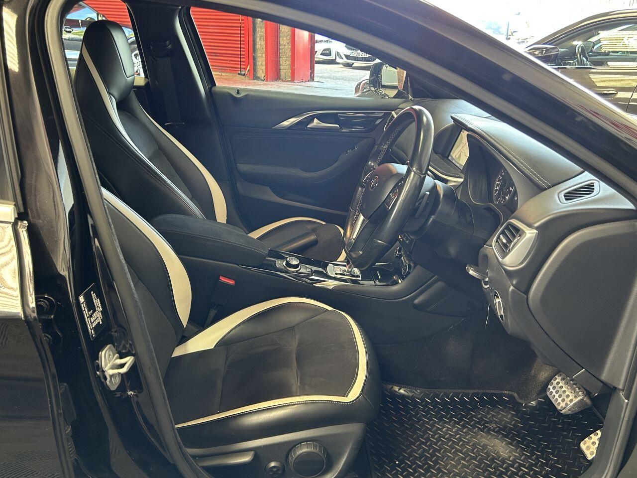 Infiniti Q30 view 24