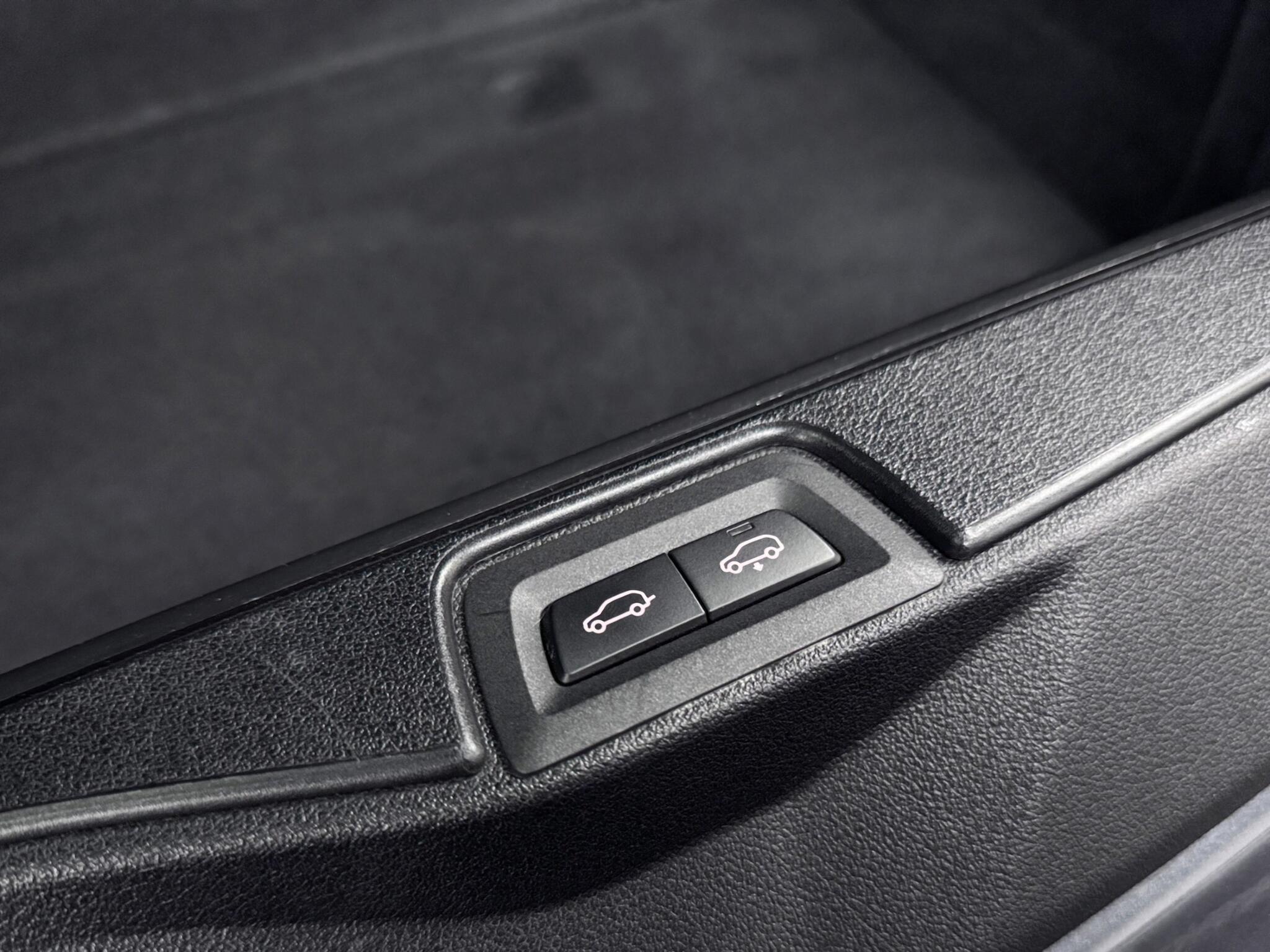 BMW X5 view 17