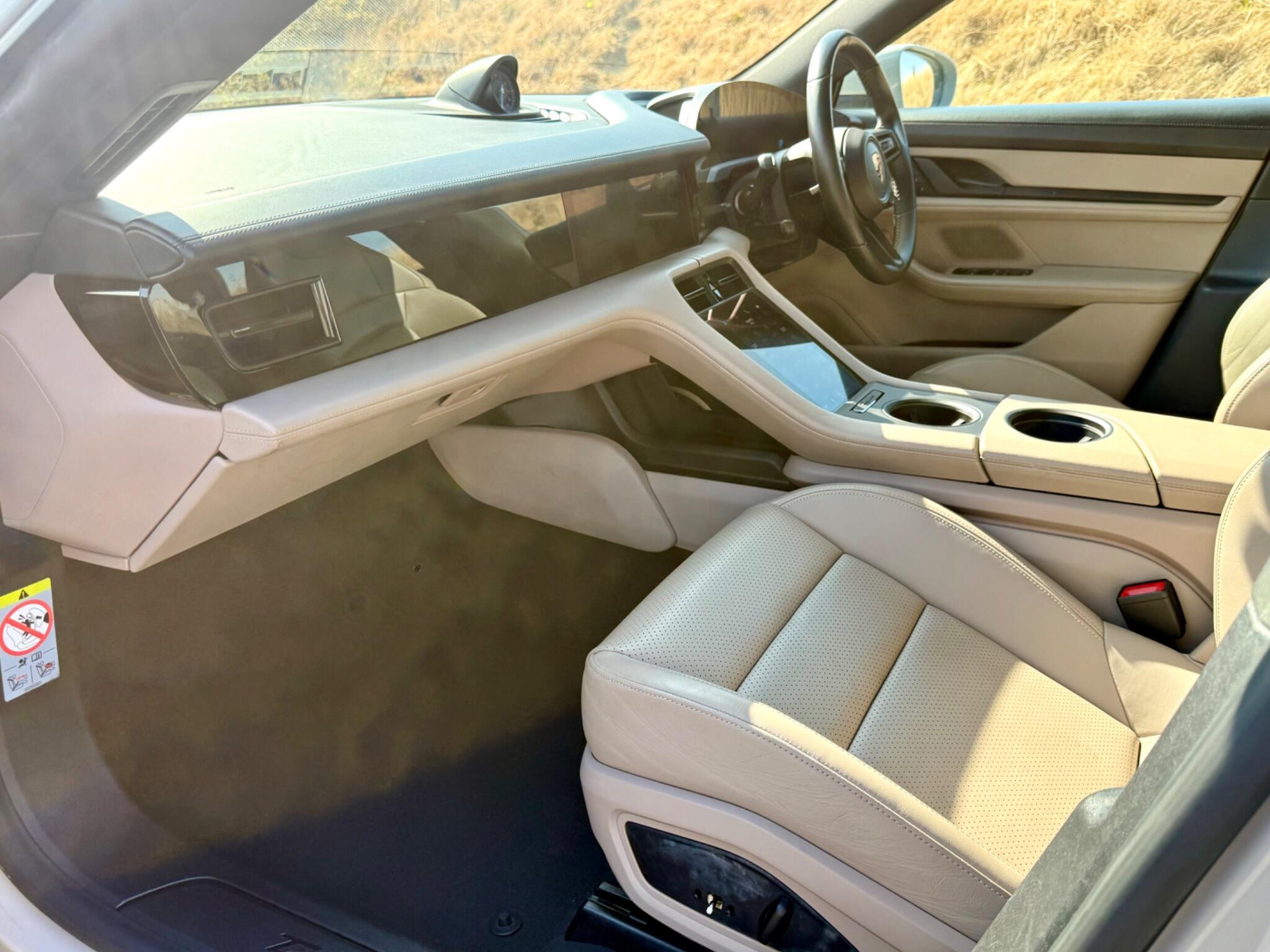 Porsche Taycan view 65