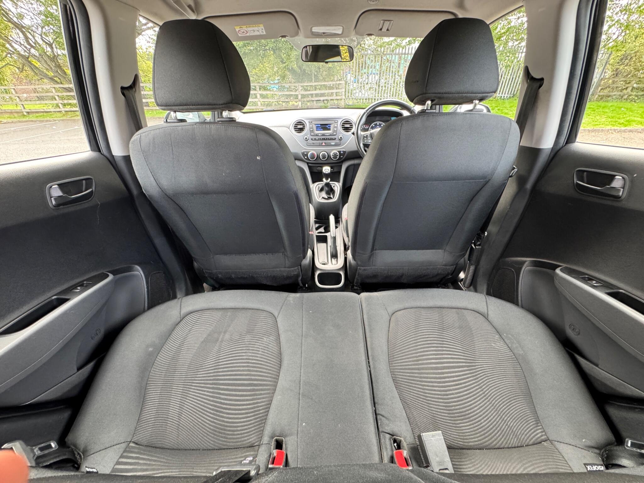 Hyundai I10 view 15