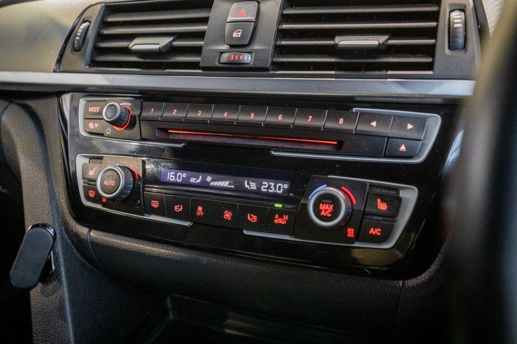 BMW 4 Series view 14