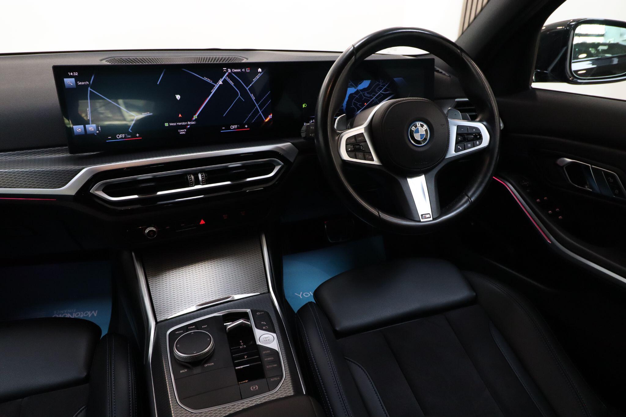 BMW 3 Series view 47