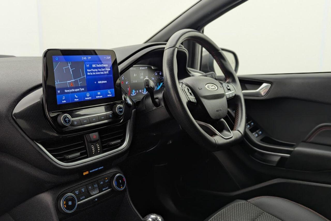 Ford Fiesta view 26
