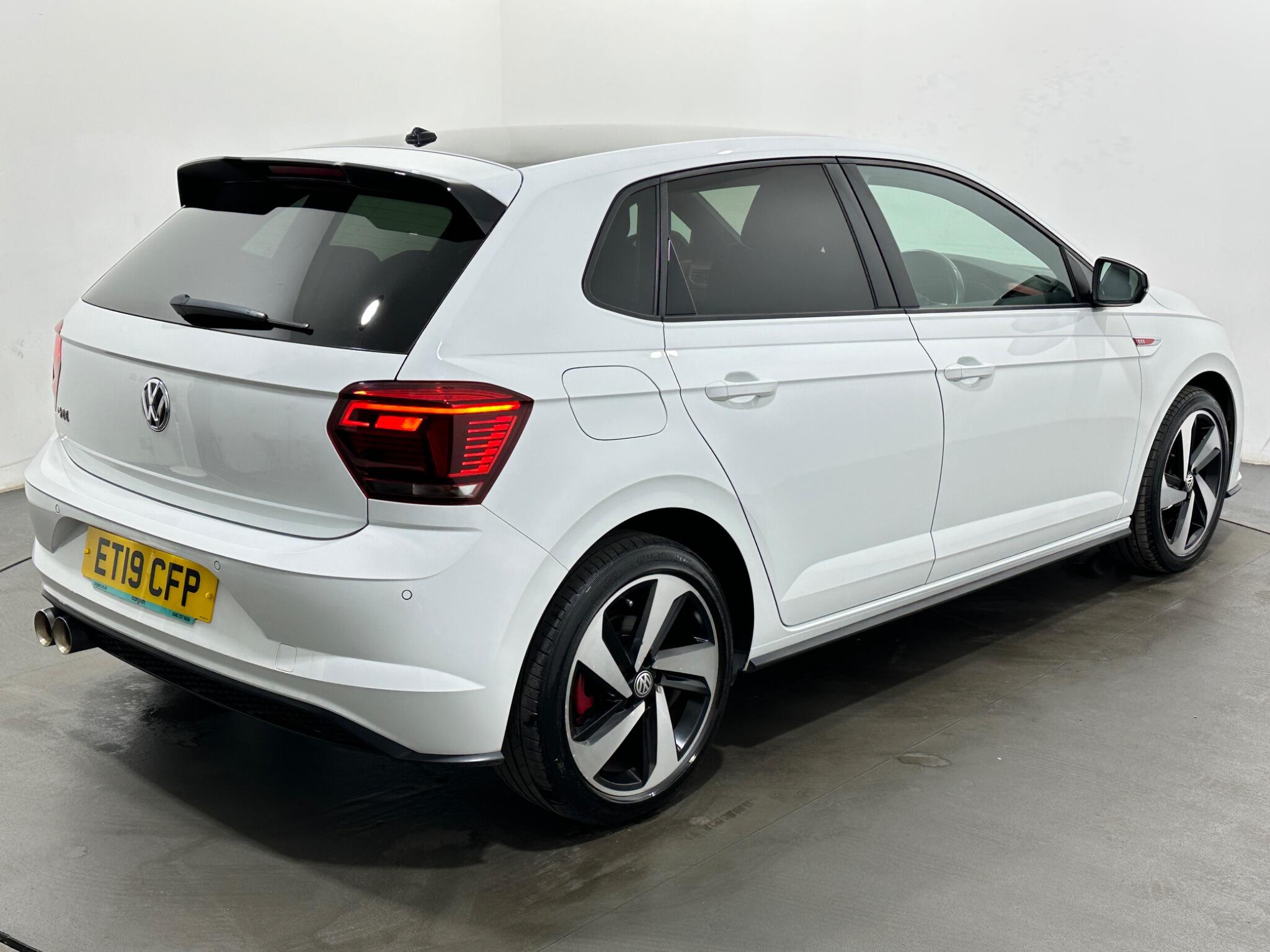 Volkswagen Polo view 50