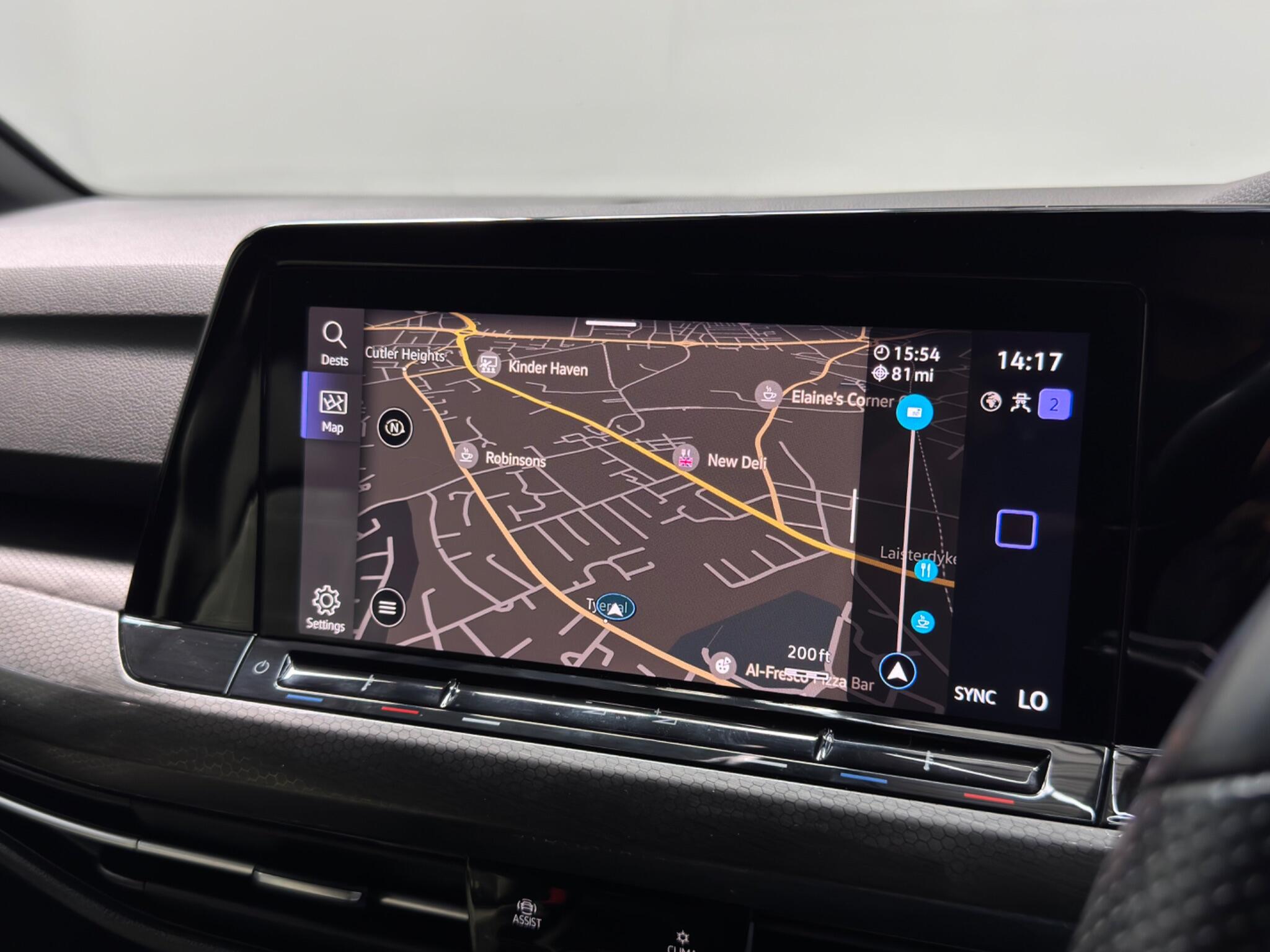 Volkswagen Golf view 10