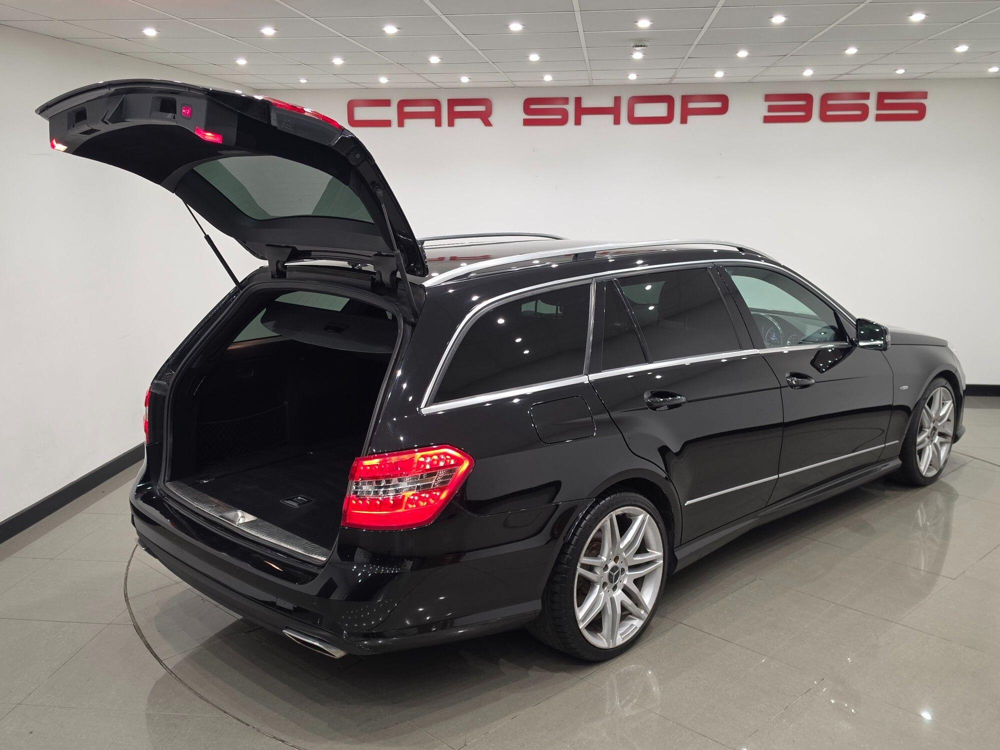 Mercedes-Benz E-Class view 52