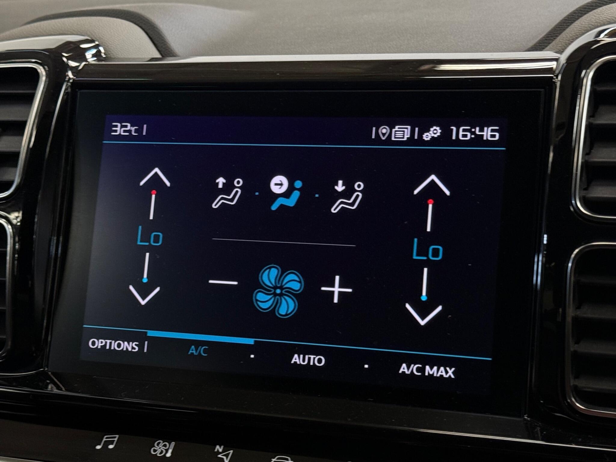 Citroen C5 Aircross view 23