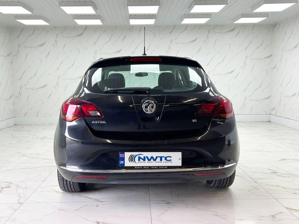 Vauxhall Astra view 10