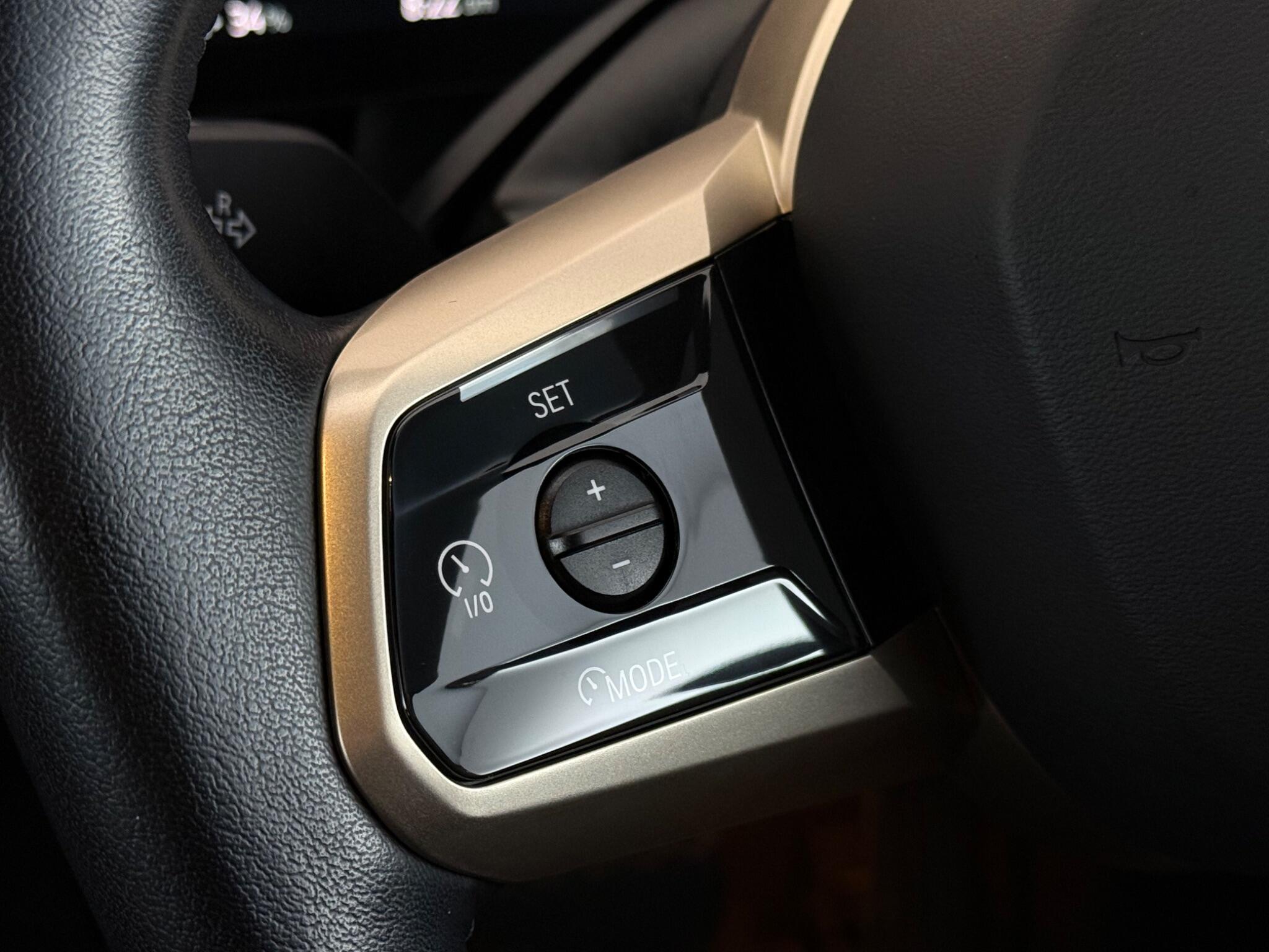 BMW Ix view 23