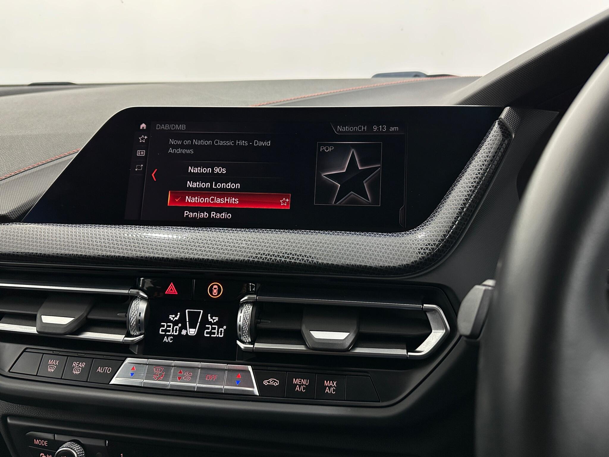 BMW 1 Series view 27