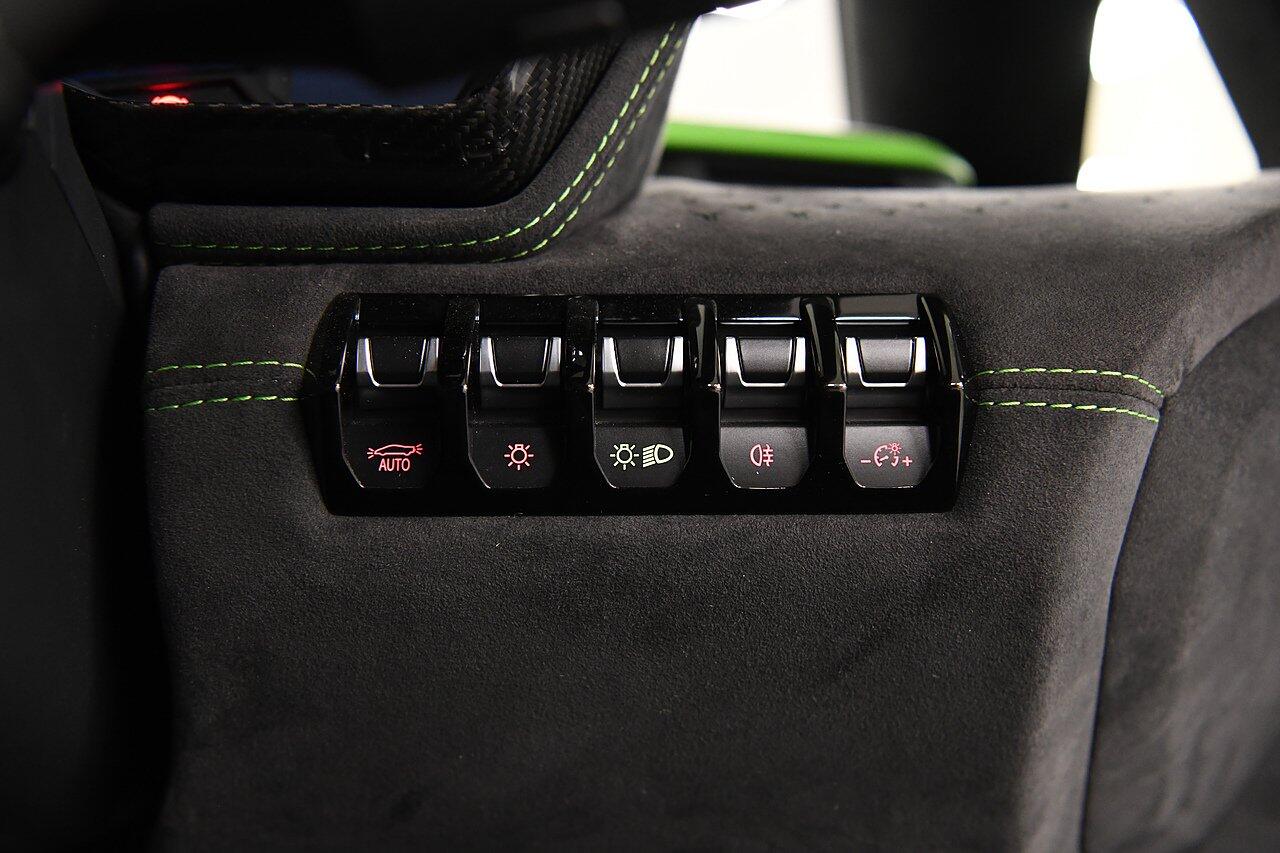 Lamborghini Aventador view 26