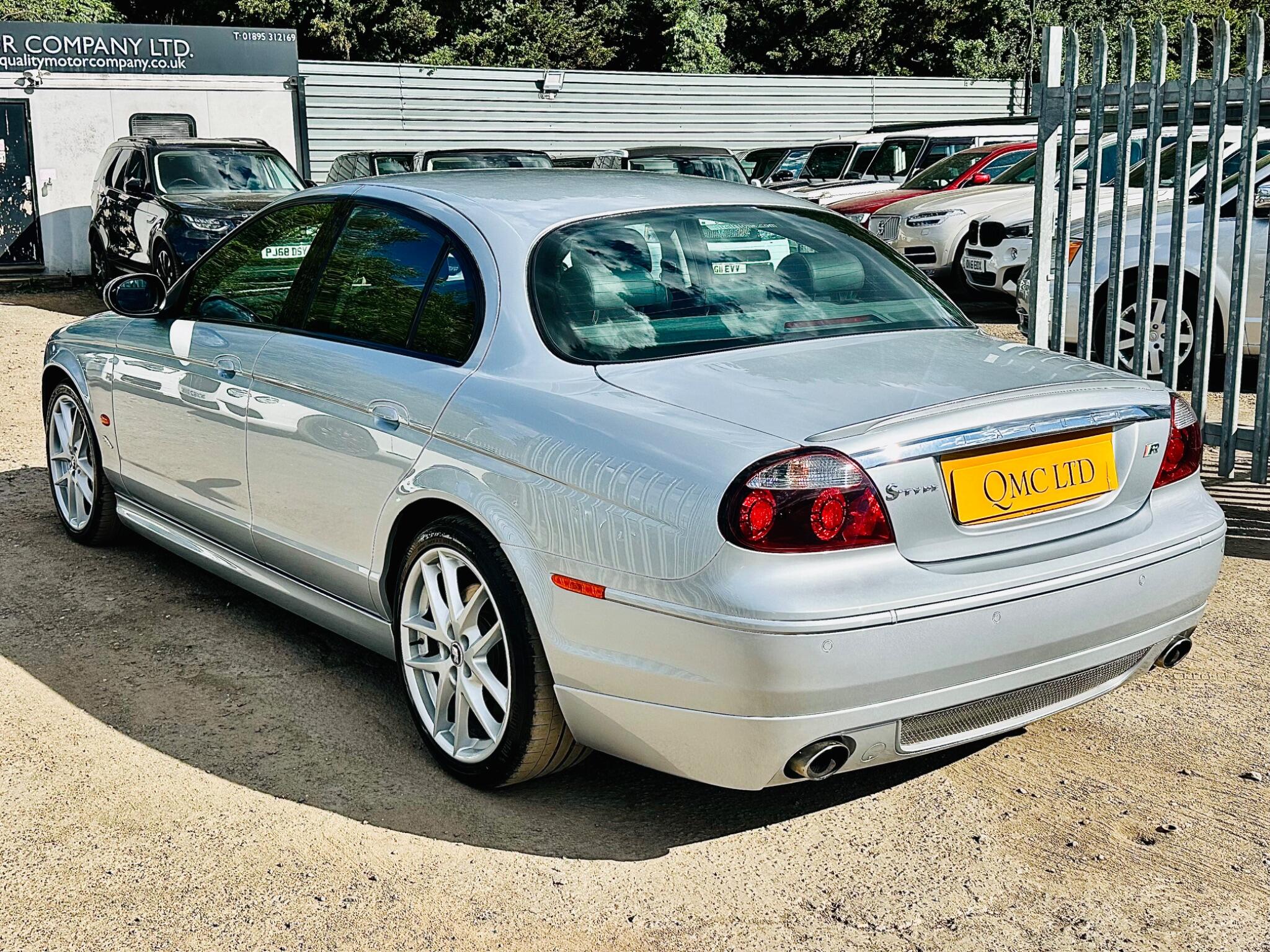 Jaguar S-Type view 7
