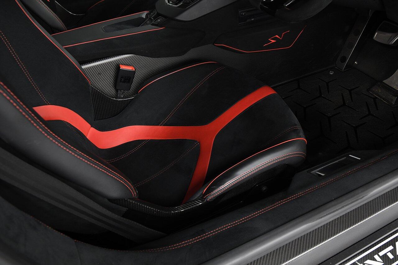 Lamborghini Aventador view 11