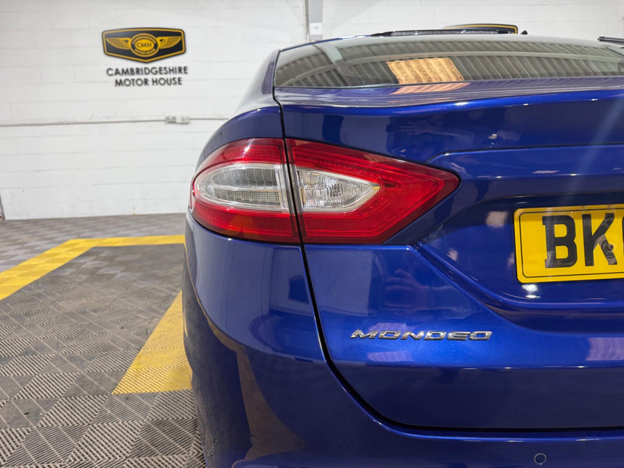 Ford Mondeo view 66