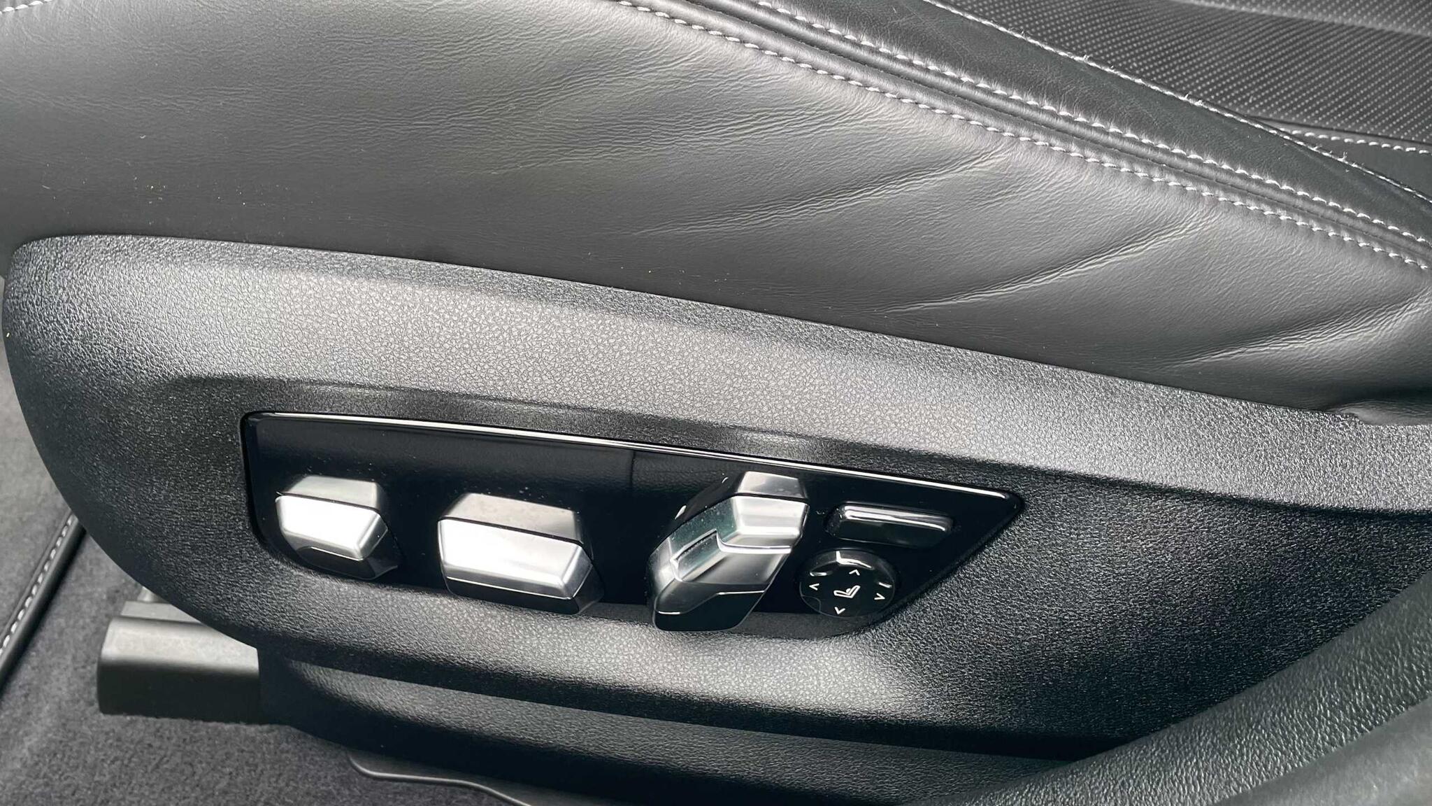 BMW M5 view 33