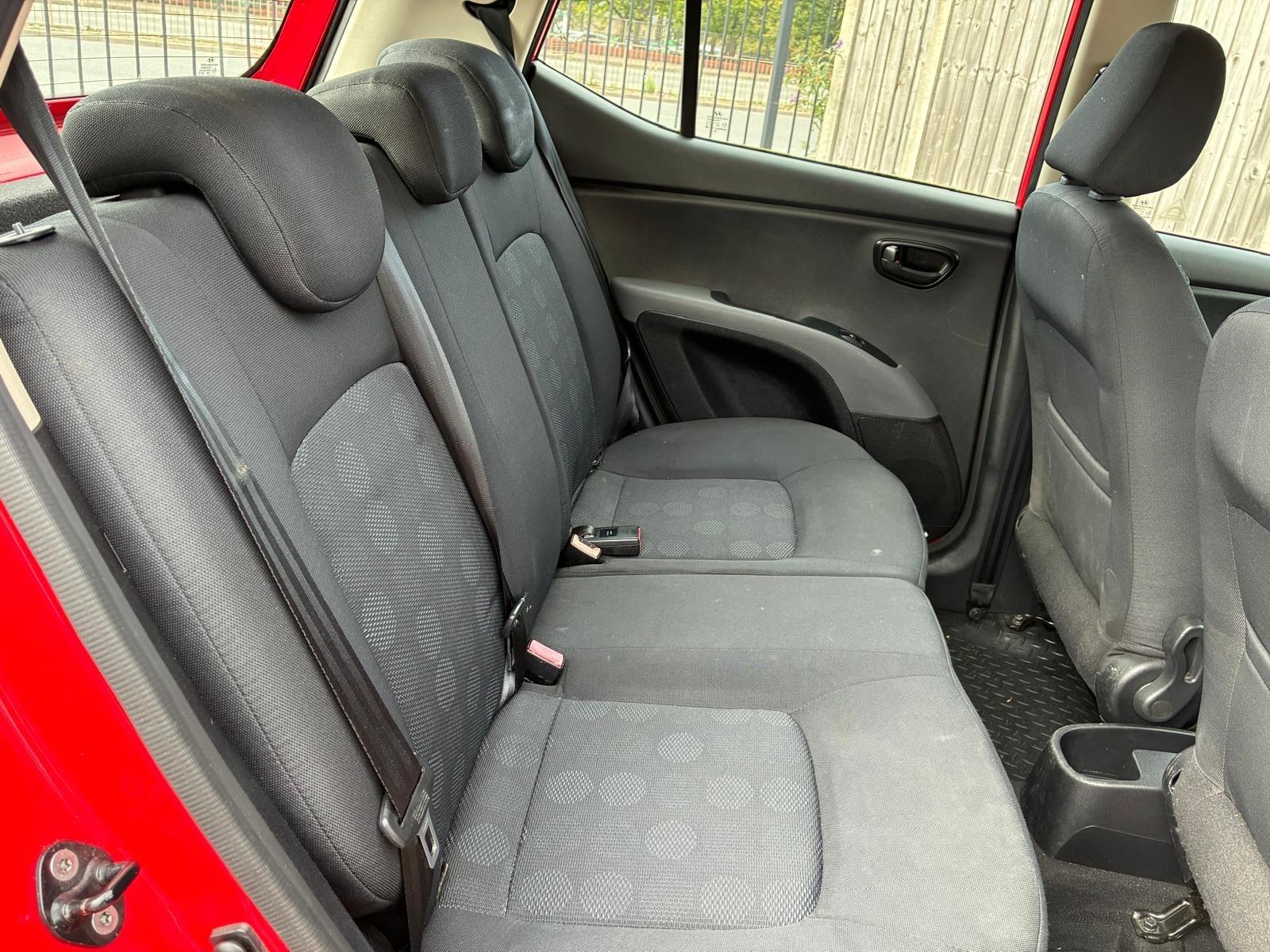 Hyundai I10 view 13