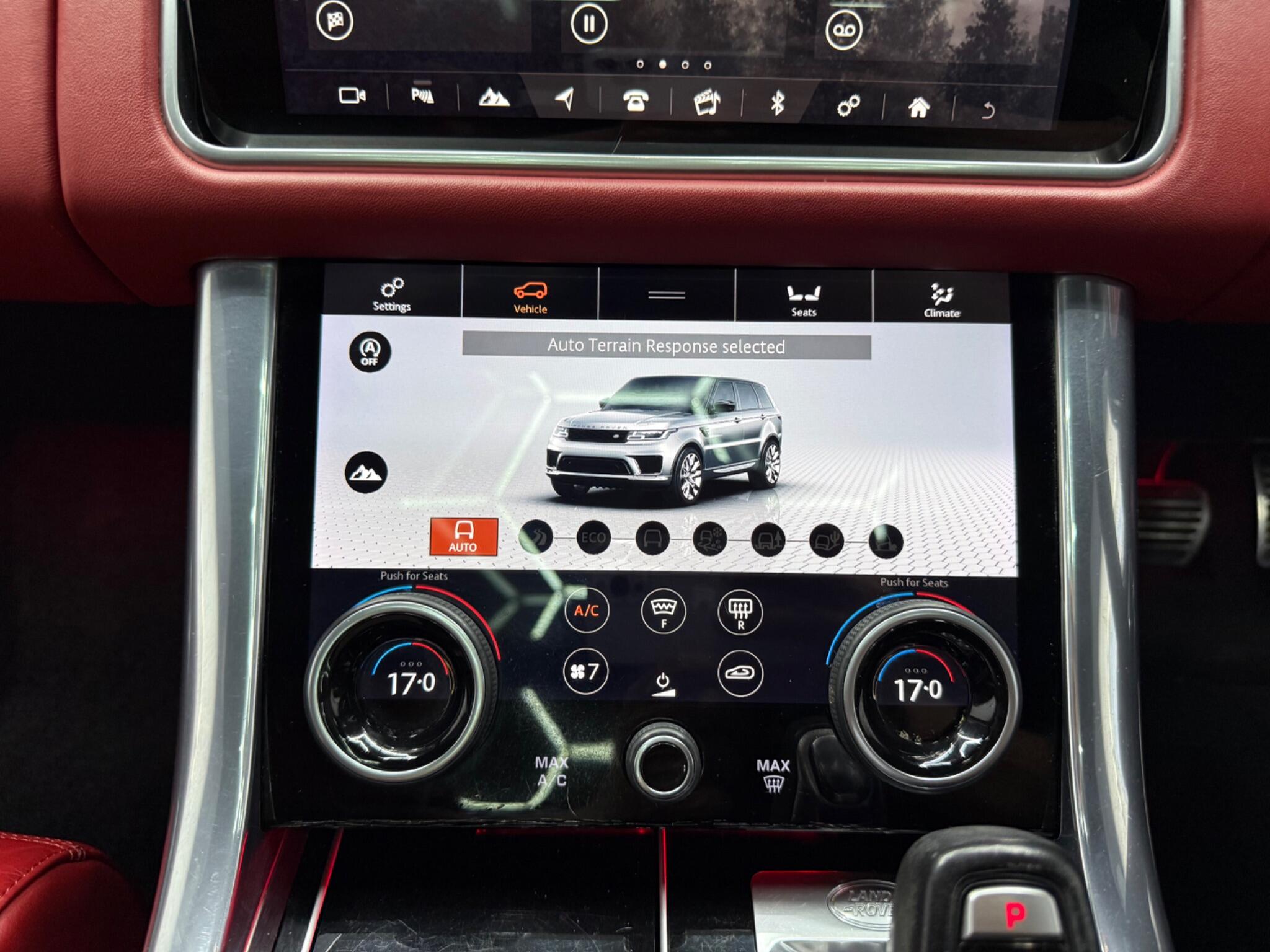 Land Rover Range Rover Sport view 23