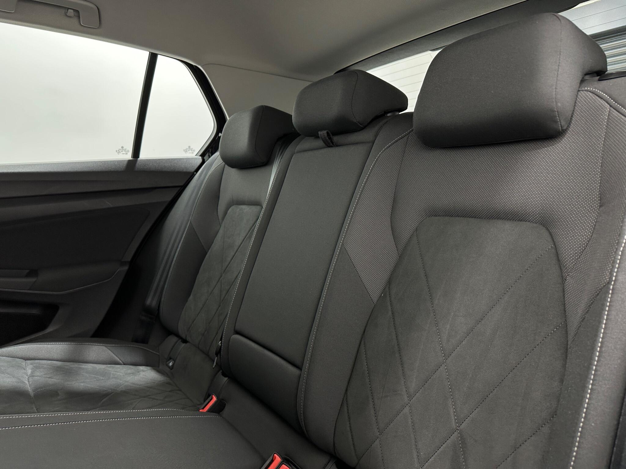 Volkswagen Golf view 39