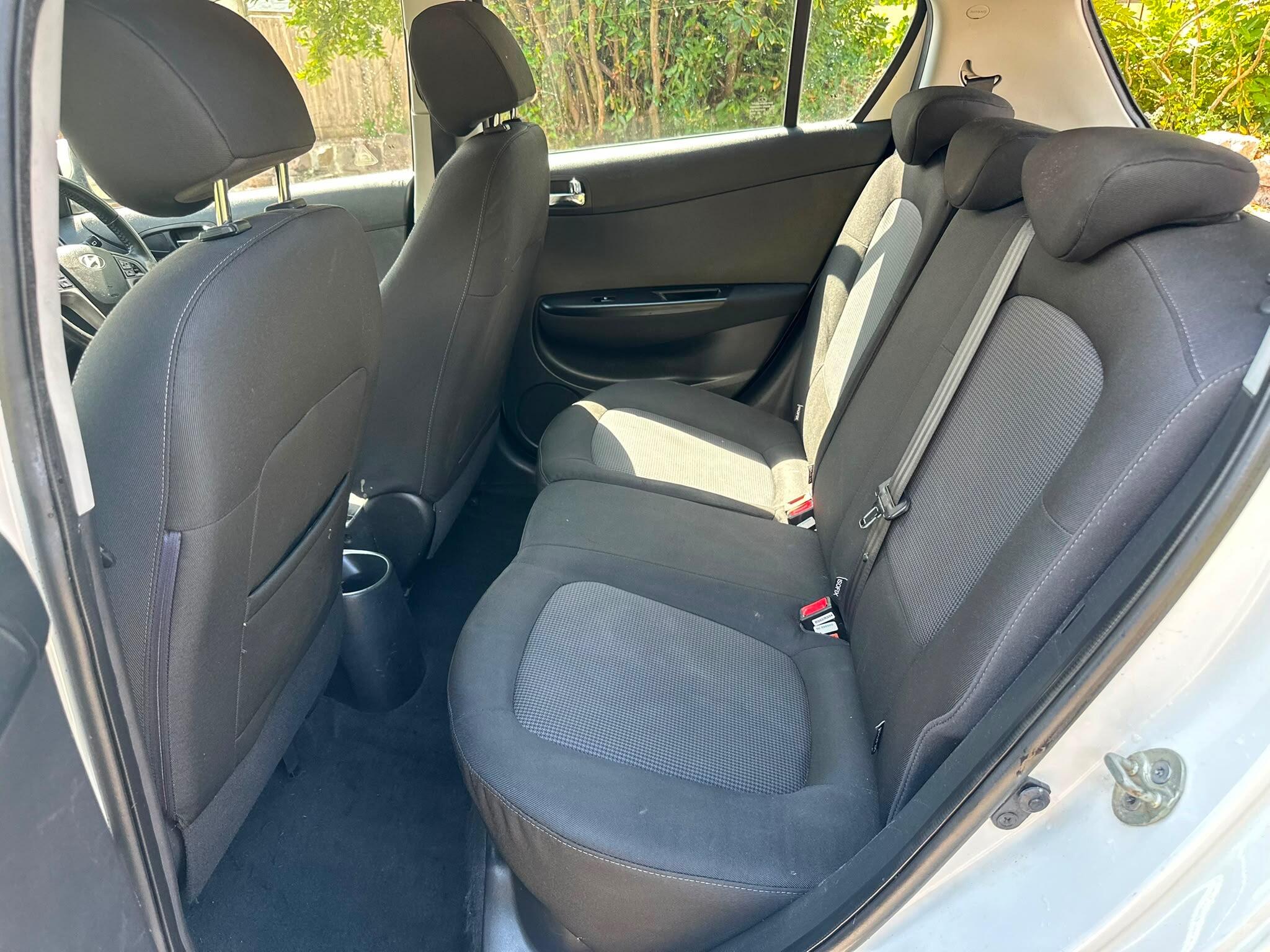 Hyundai I20 view 20