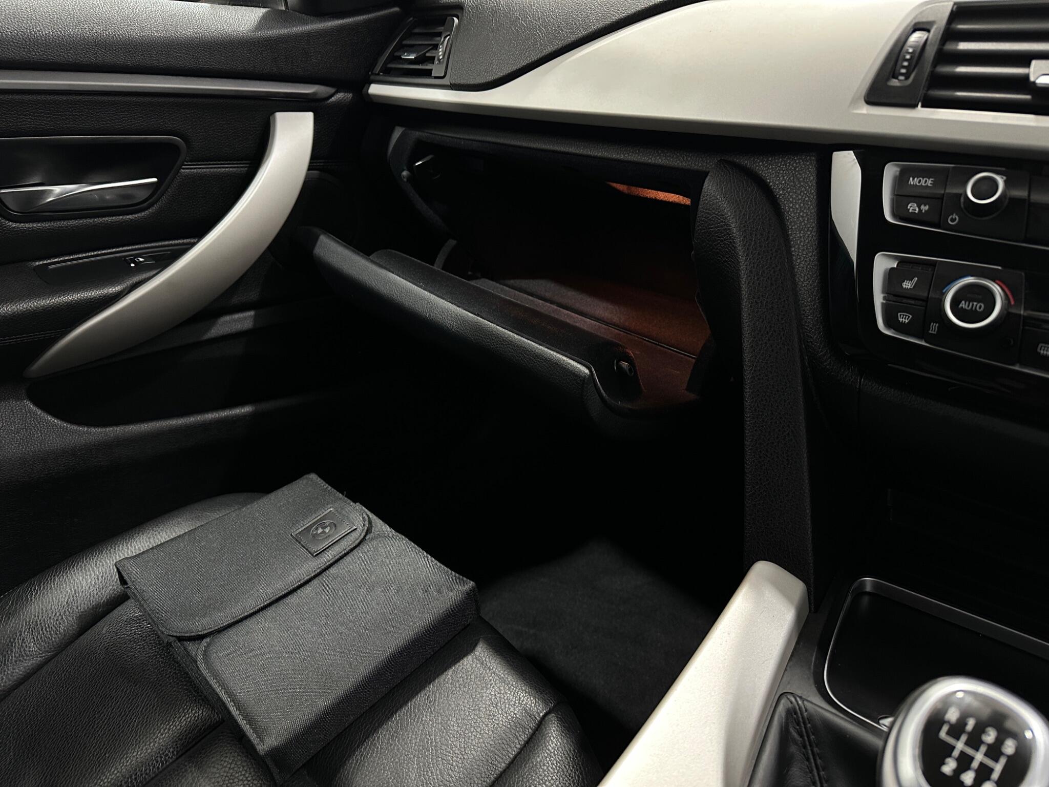 BMW 4 Series Gran Coupe view 28