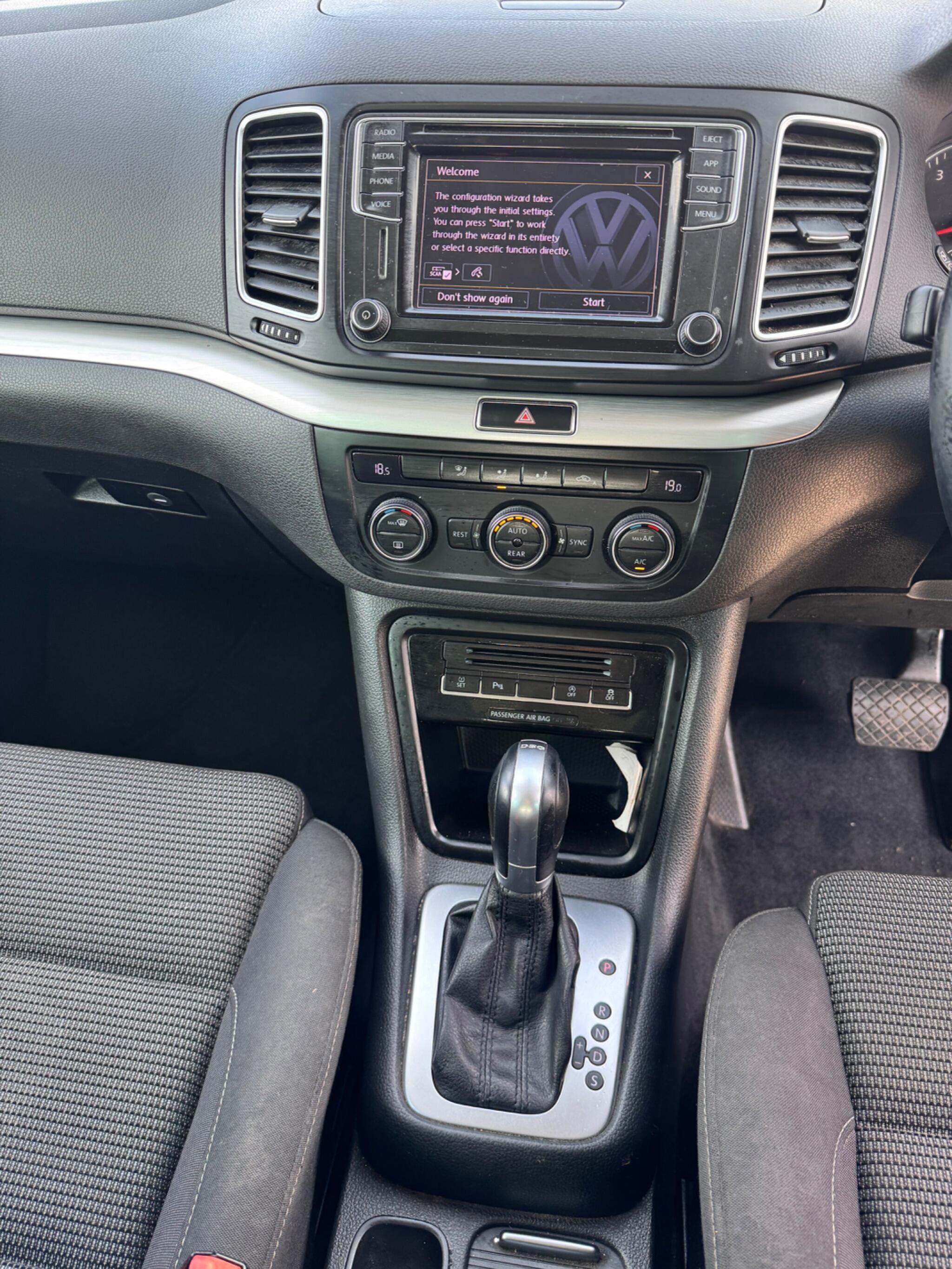 Volkswagen Sharan view 22