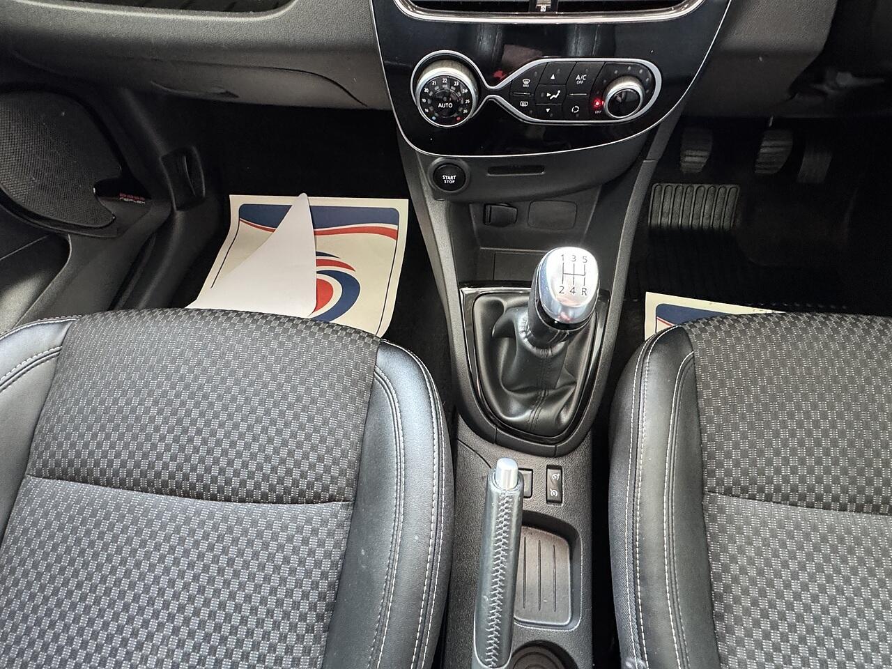 Renault Clio view 16